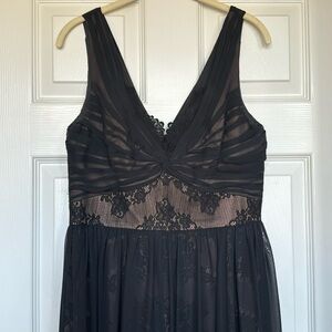 Vera Wang formal gown black lace